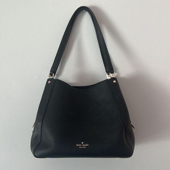 kate spade Handbags - Kate spade leather purse